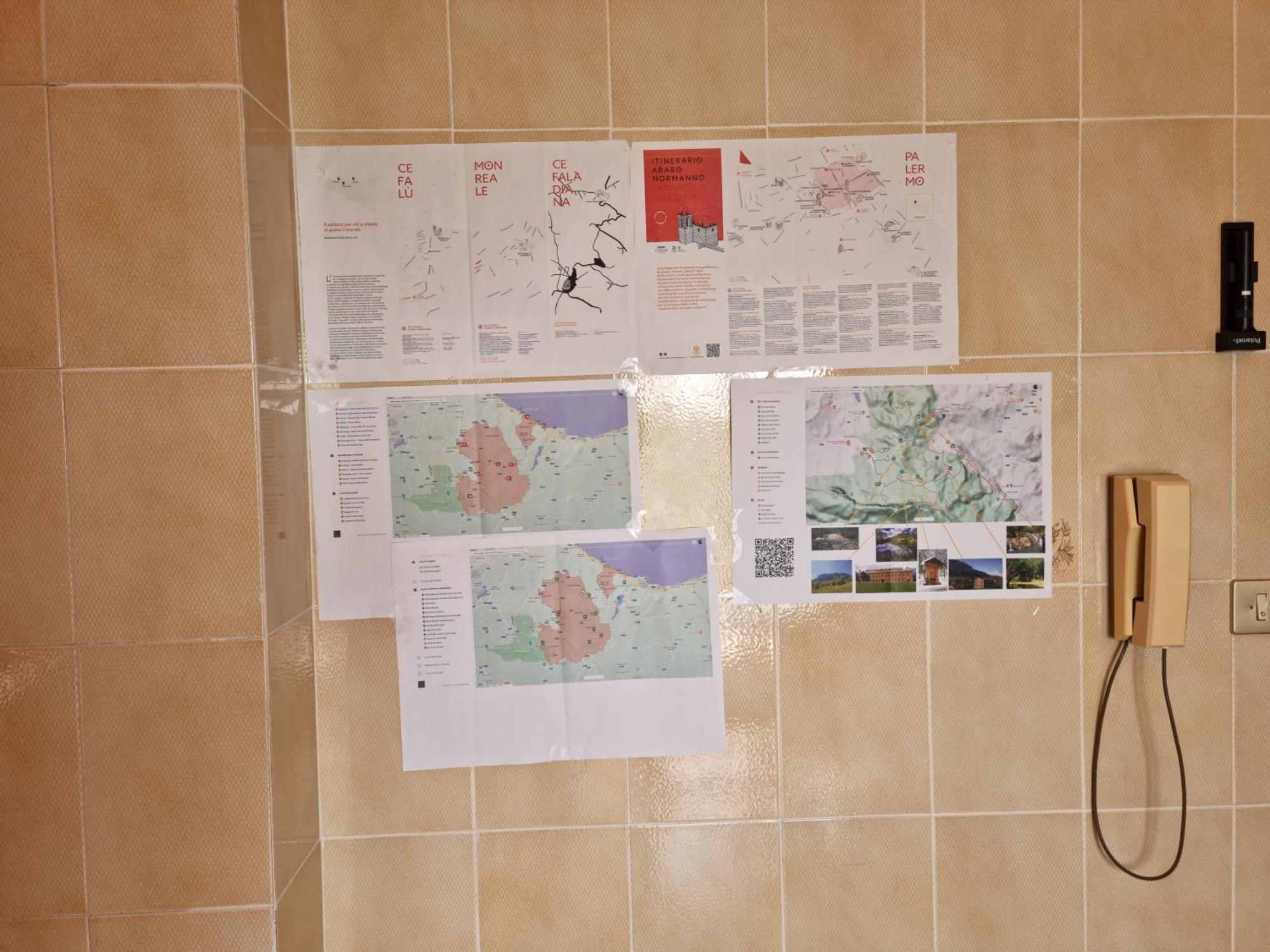 Casa Di Mamma Lägenhet Godrano Exteriör bild