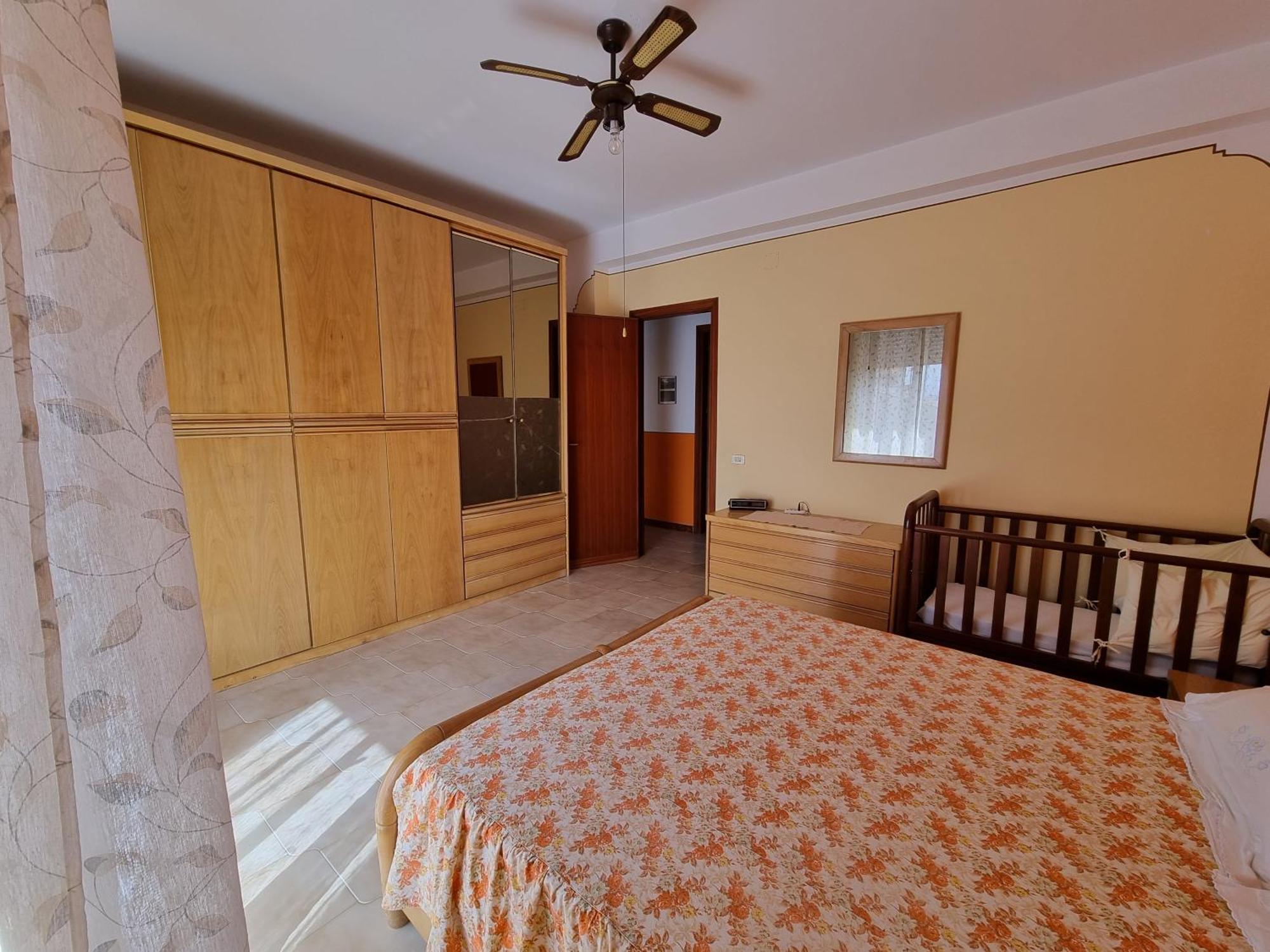 Casa Di Mamma Lägenhet Godrano Exteriör bild