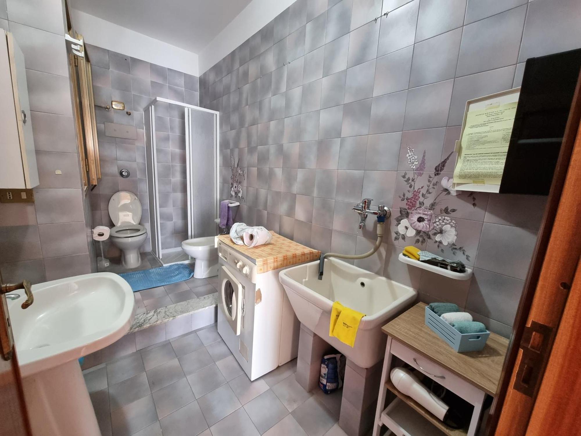 Casa Di Mamma Lägenhet Godrano Exteriör bild