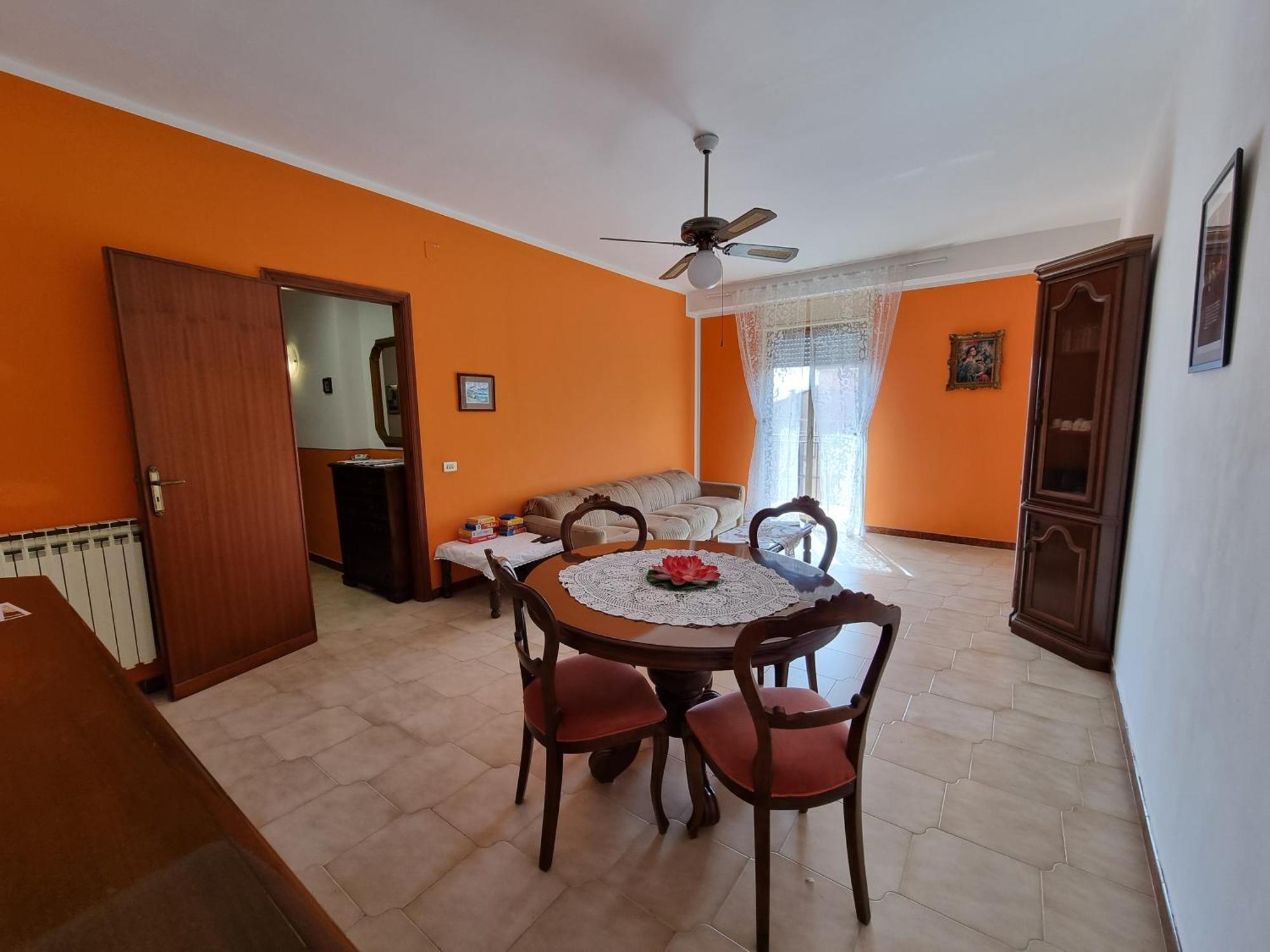 Casa Di Mamma Lägenhet Godrano Exteriör bild